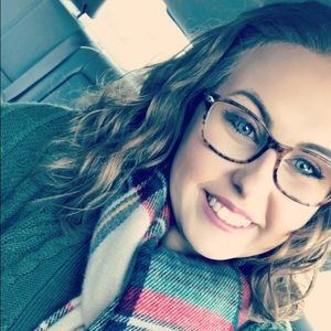 Meet your Posher, Katie