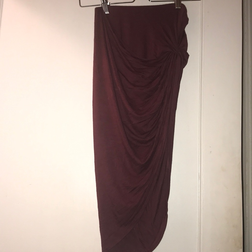 One legged skirt
