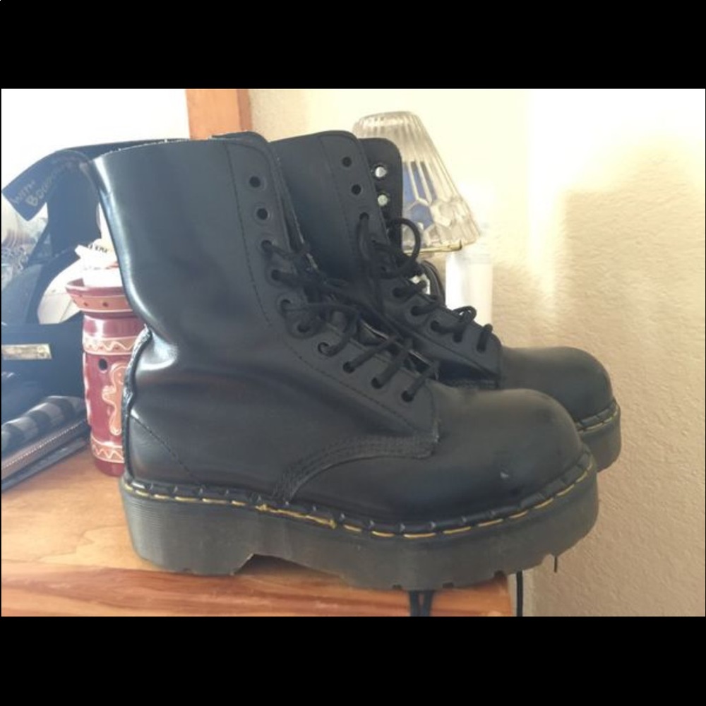 Doc Martens Women Steel toe