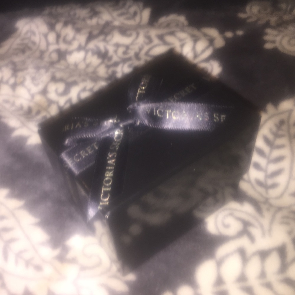Sold Victoria secret Gold Bracelet NWT!