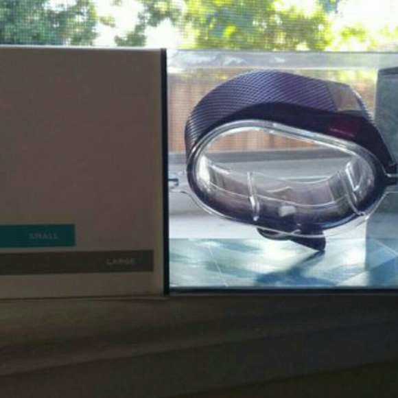 Fitbit - Picture 3 of 5
