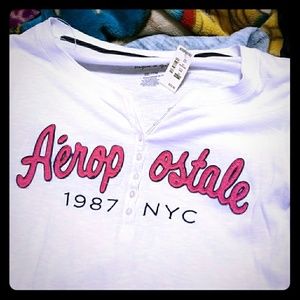 Aeropostale shirt beautiful with pink lettering