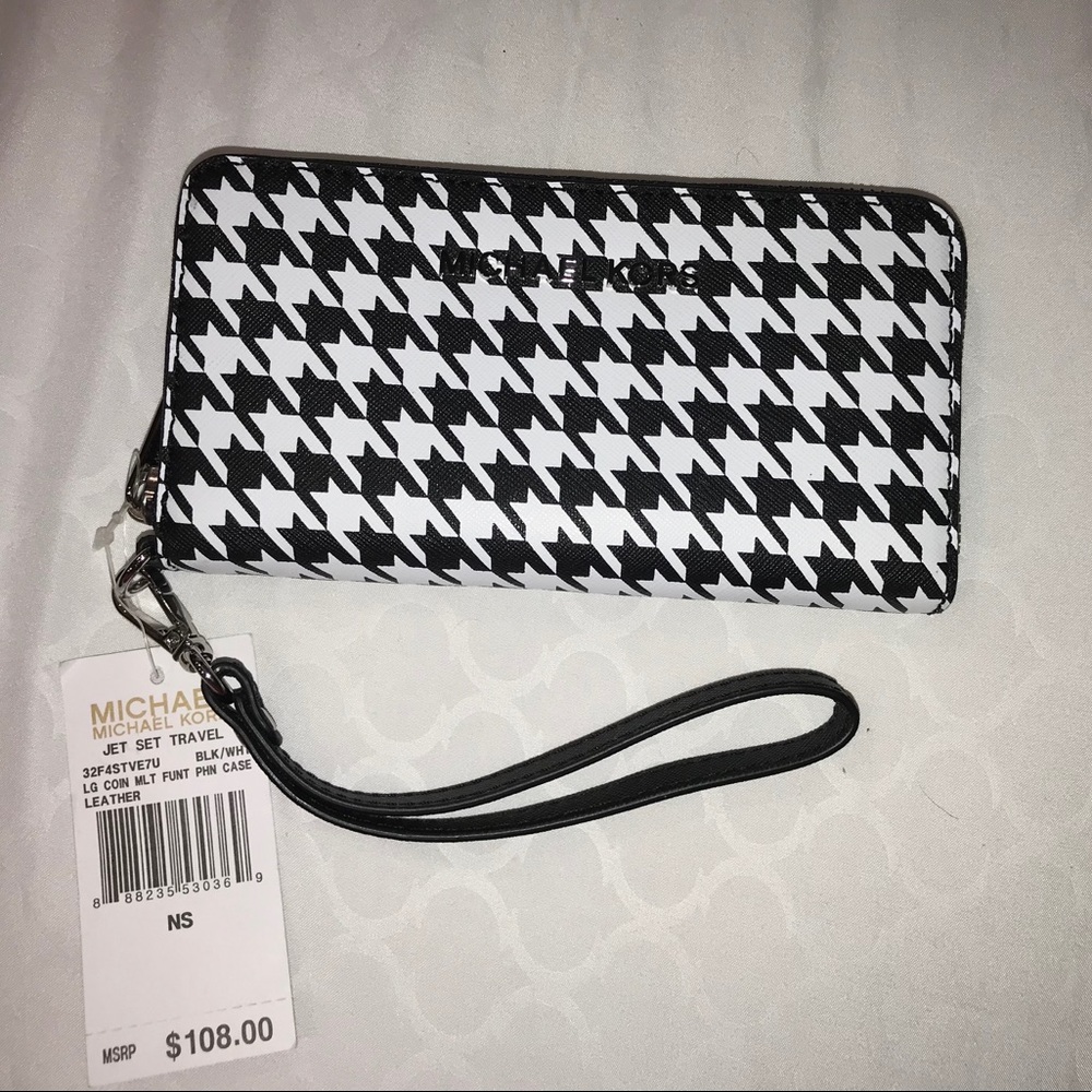 Michael Kors Jet Set Wallet Black and White