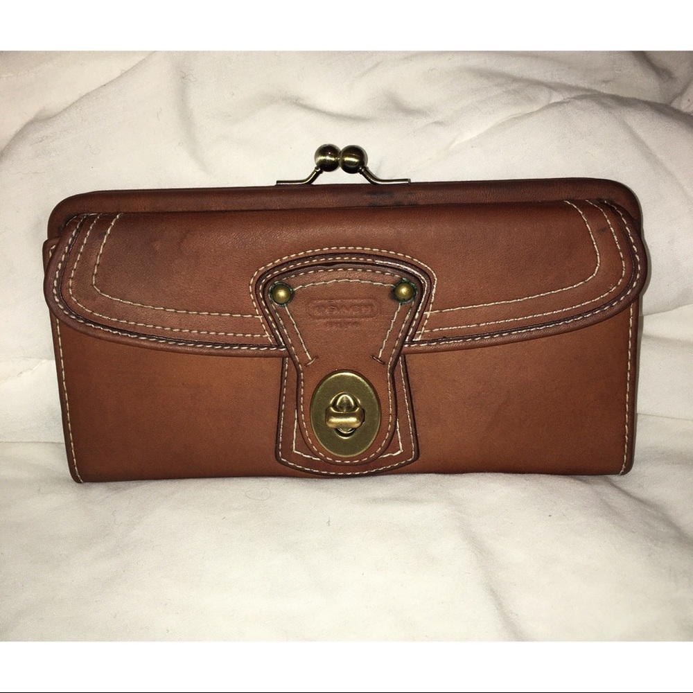 Authentic COACH Legacy Gigi Whisky Wallet