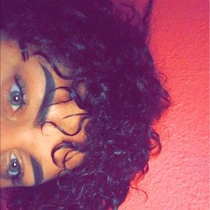 Meet your Posher, Destiny