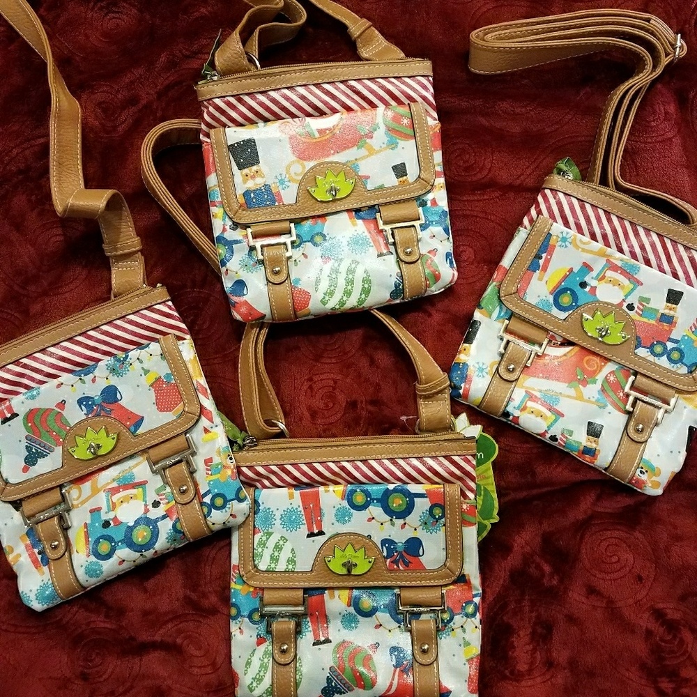 Lily Bloom ~ 🎅Christmas Crossbody bag