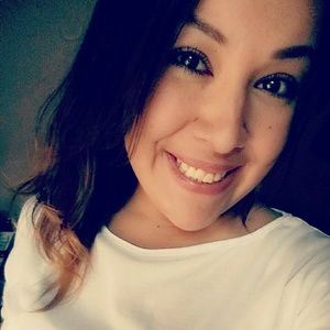 Meet your Posher, Ari