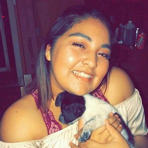 Meet your Posher, Natalie