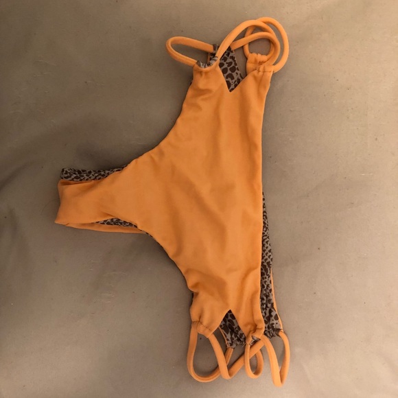 Acacia Swimwear Kauai Bottom - Picture 1 of 2