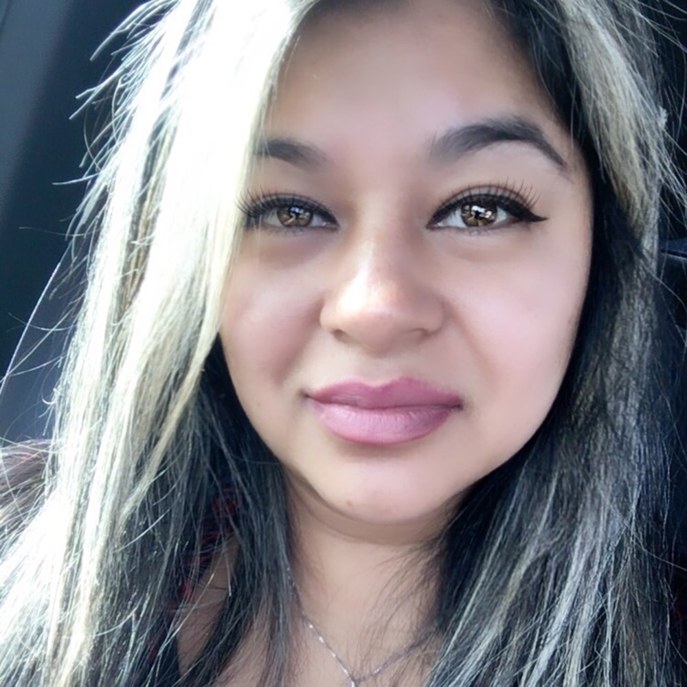 Meet your Posher, Vivian