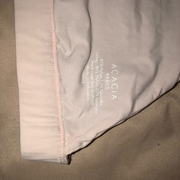 Acacia Swimwear Bikini top - Picture 2 of 2