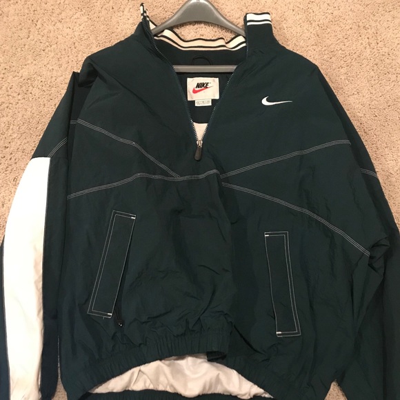 Green Nike WindBreaker - Picture 1 of 2