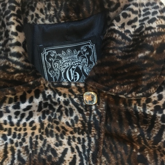 Guess Coat LIKE NEW - Picture 2 of 4