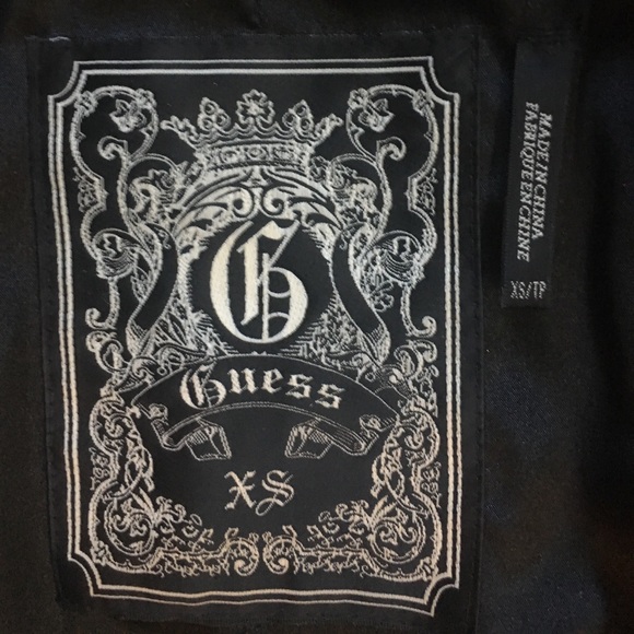 Guess Coat LIKE NEW - Picture 3 of 4