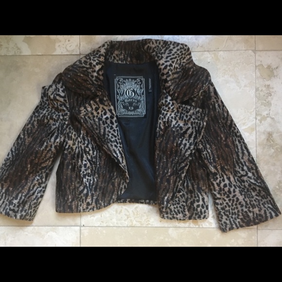 Guess Coat LIKE NEW - Picture 4 of 4