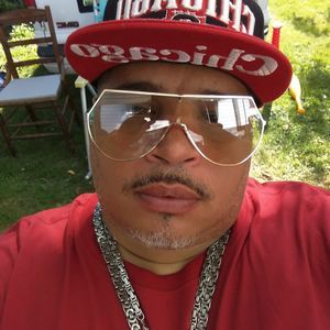 Meet your Posher, Luis