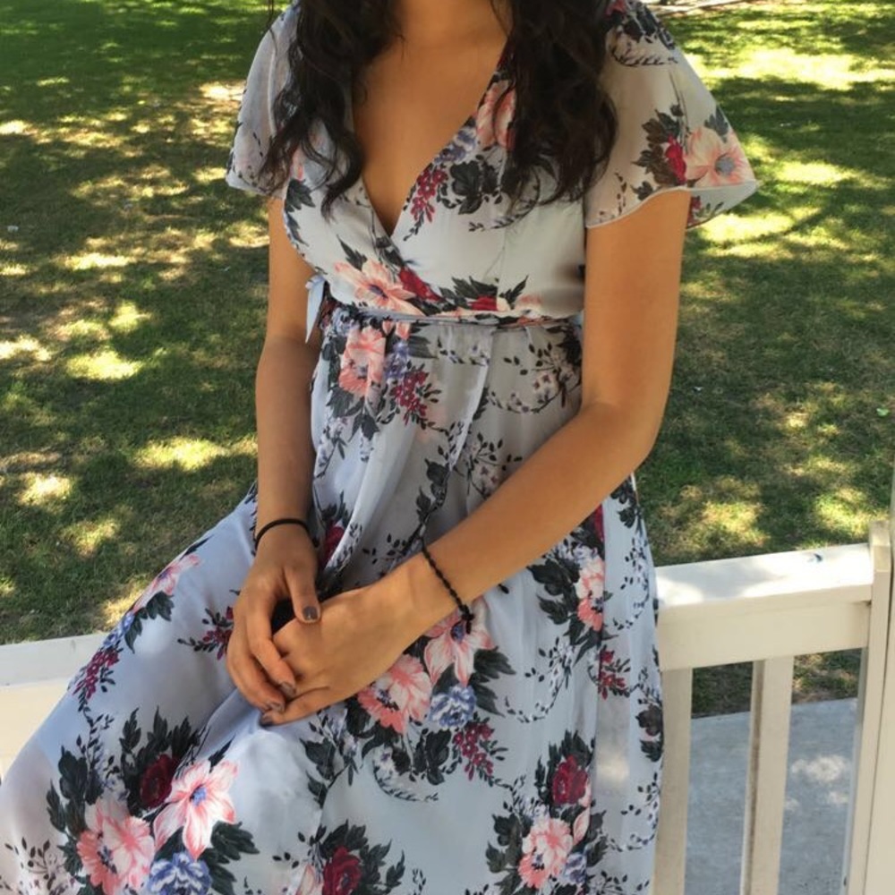 Beautiful flowery dress