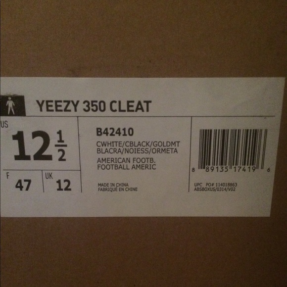 Adidas Yeezy 350 Turtle Dove cleats size 12.5