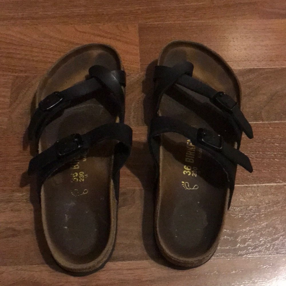 Mayari Birkenstocks