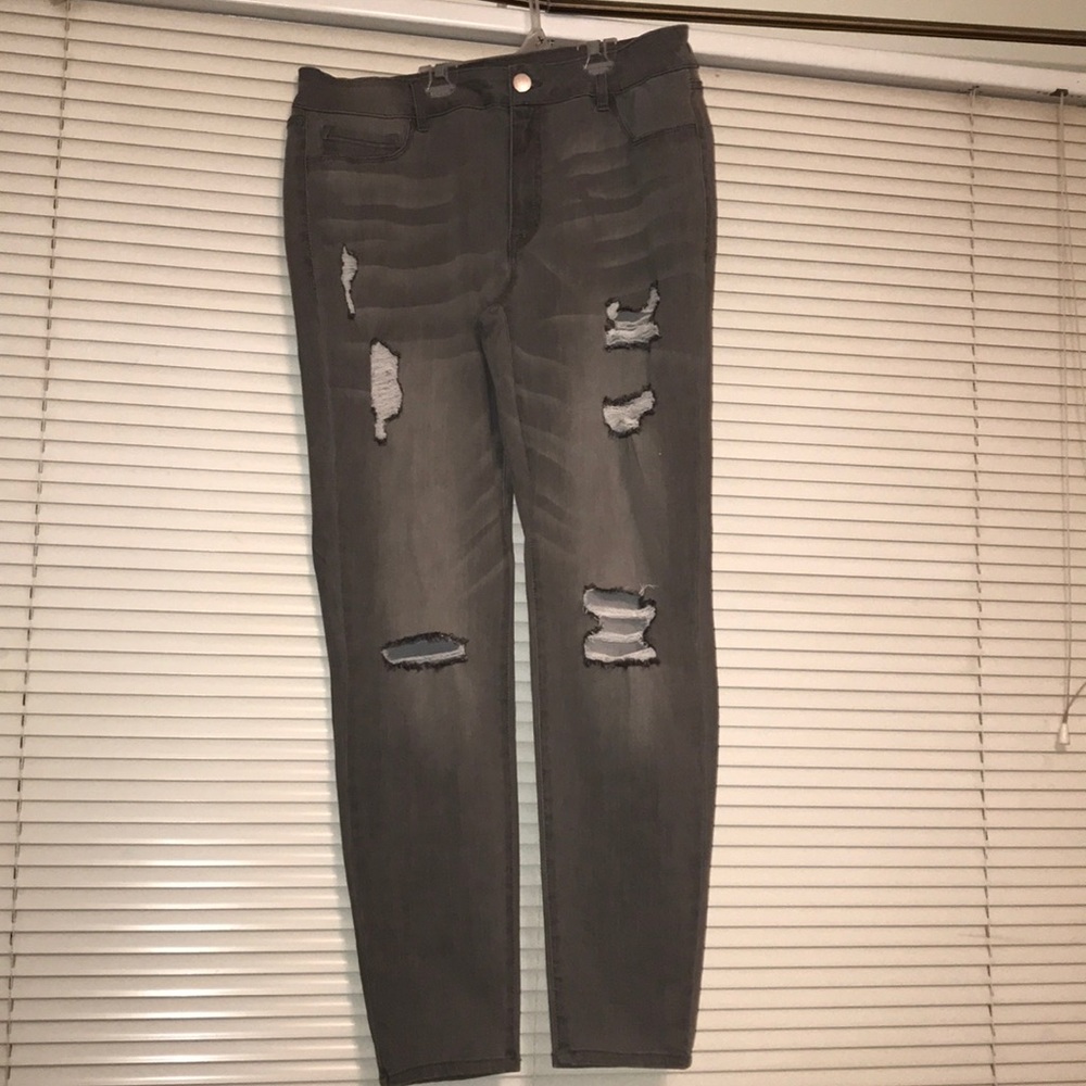 Jeans never worn