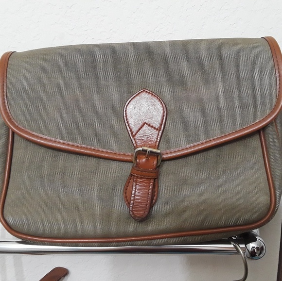 Women's Green Vintage Shoulder Bag - Picture 8 of 8