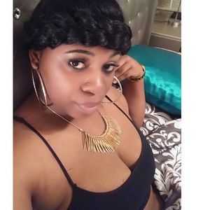 Meet your Posher, Ur new