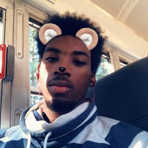 Meet your Posher, Dominic