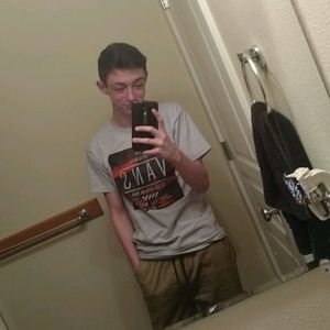 Meet your Posher, Dylan