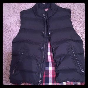 Men’s AE Vest Medium NWOT
