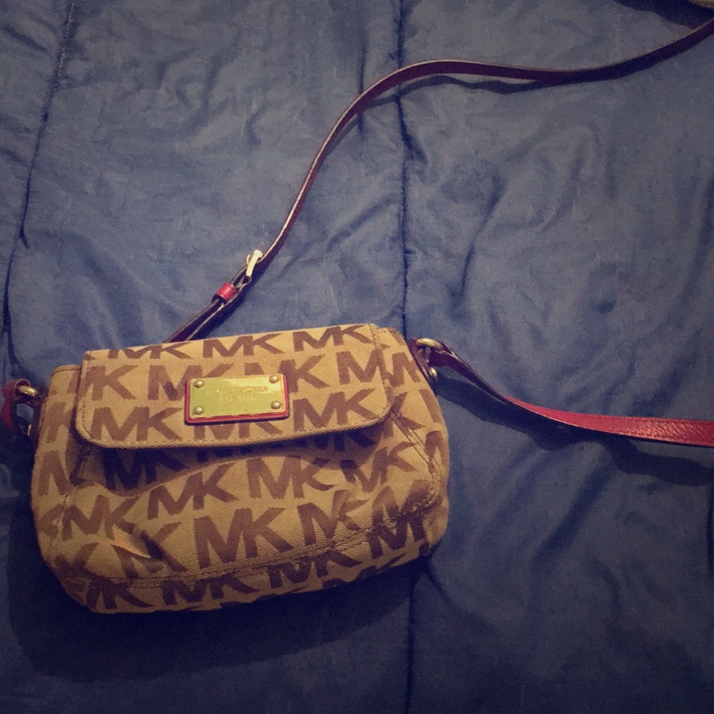 Michael Kors Mini Crossbody
