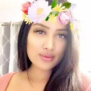 Meet your Posher, Lynn