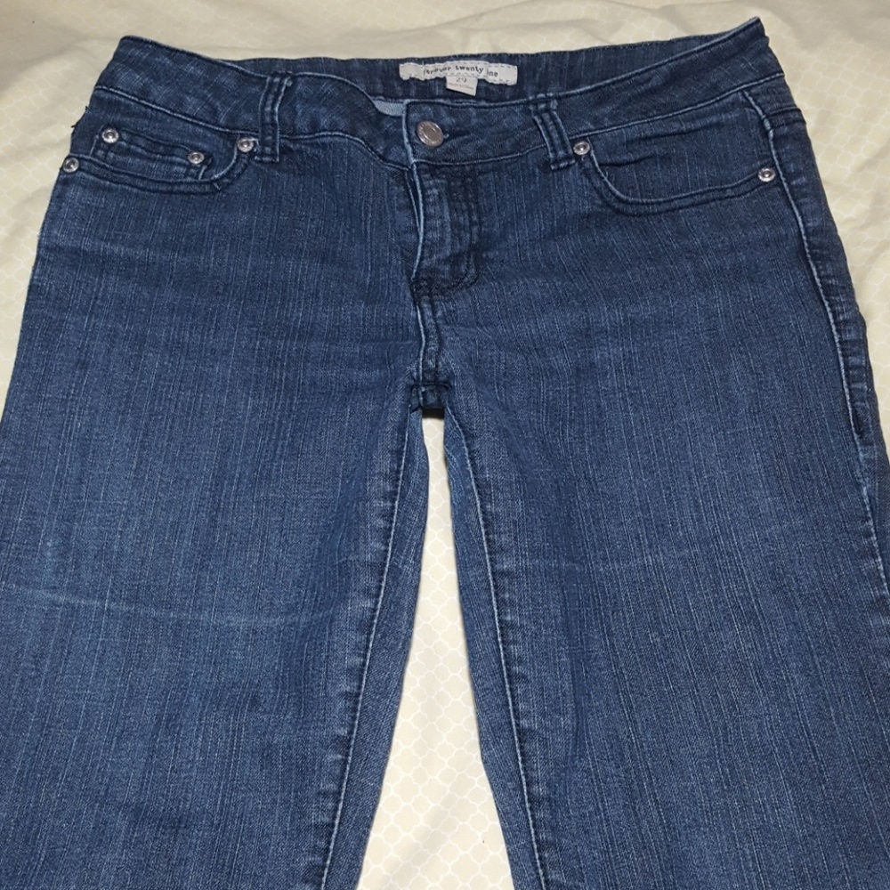 🌹{Forever 21} Straight Cut Jeans