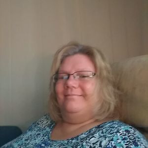 Meet your Posher, Laurie