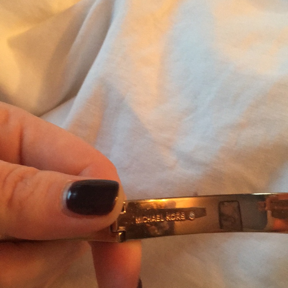 Michael Kors crystal bangle bracelet - Picture 2 of 2