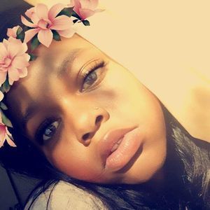 Meet your Posher, Landria