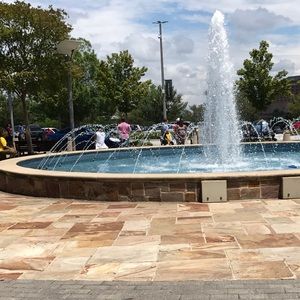 Meet your Posher, Serah