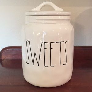 Rae Dunn 8.5 inch SWEETS canister, NWT