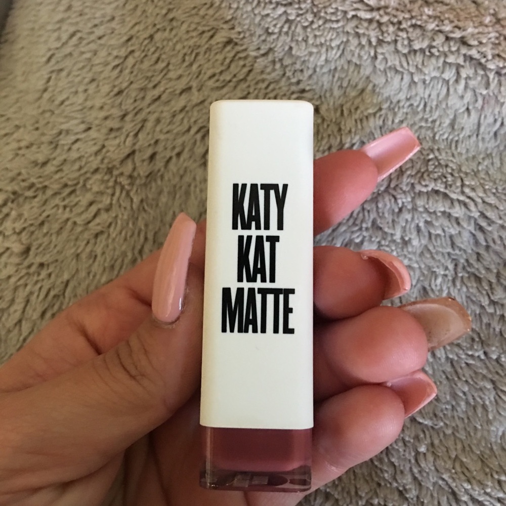 2 Katy KAT Matte by covergirl lipsticks