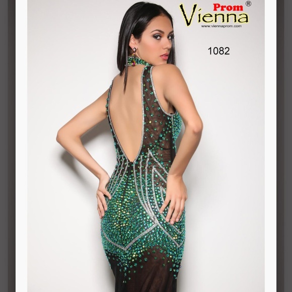 Emerald Vienna Prom Gown, Hand Beaded - Picture 6 of 7