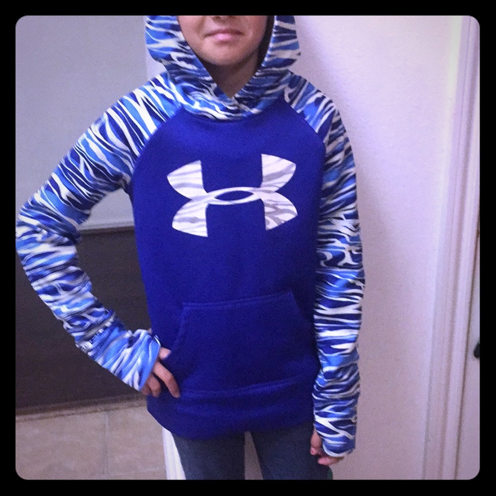Little Girls UA Storm weatherproof sweatshirt.