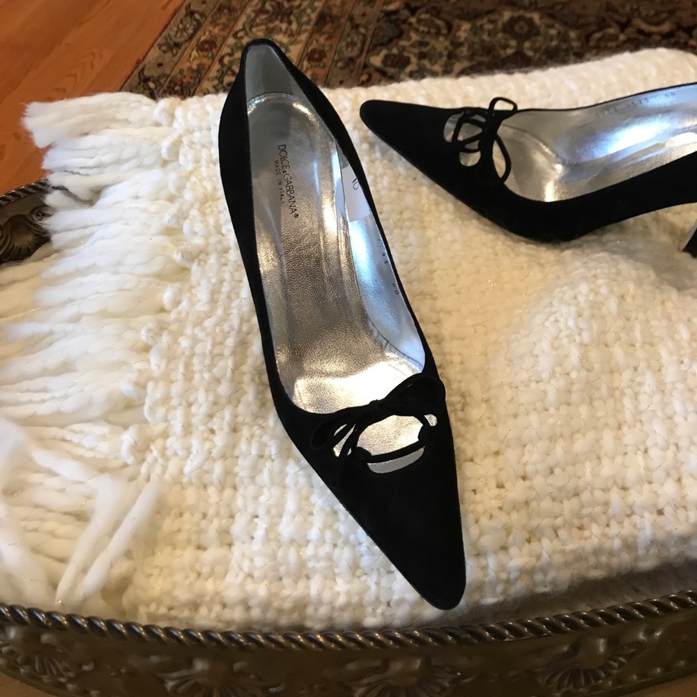 Dolce and Gabbana pump