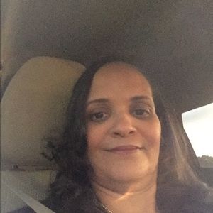 Meet your Posher, Yvette