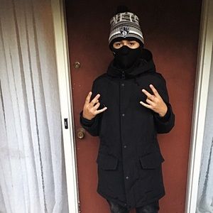 Meet your Posher, Andres