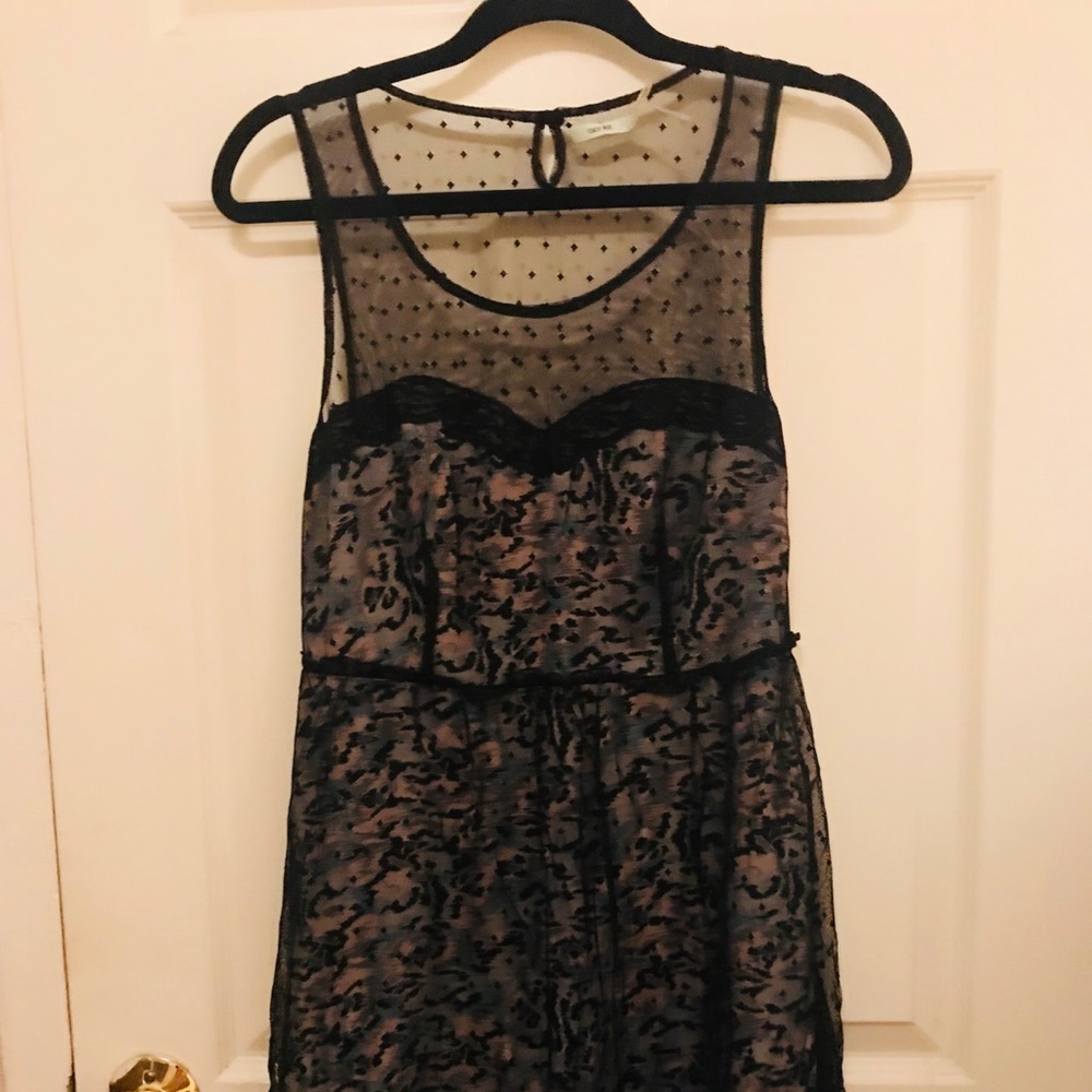 Kimchi Blue black lacy animal print dress size 6