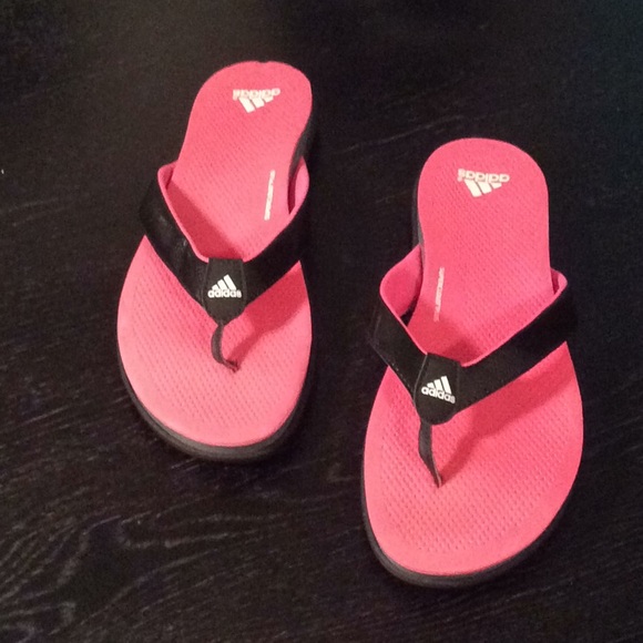 adidas supercloud flip flops