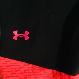 Super cute fitting workout capris