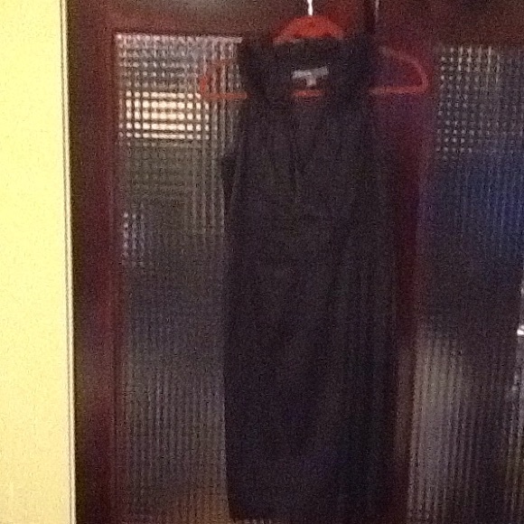 Little Black Dress - Picture 4 of 7