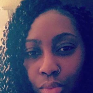 Meet your Posher, Candace