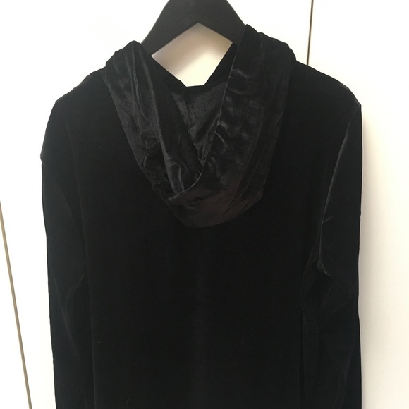 Black Velvet Hoodie - Picture 5 of 5
