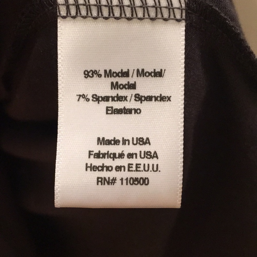 NWT Laila Jayde Balinda Cold Shoulder Top Size S - Picture 4 of 5